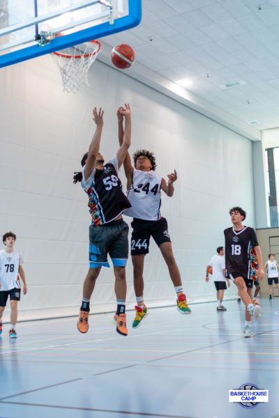 z1a6895-avec-accentuation-bruit