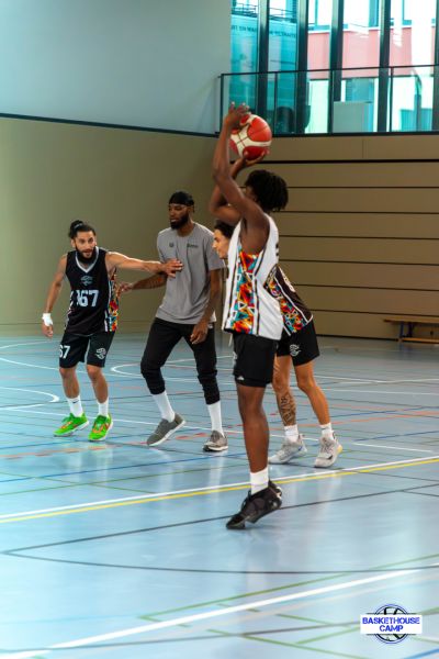 z1a7778-avec-accentuation-bruit