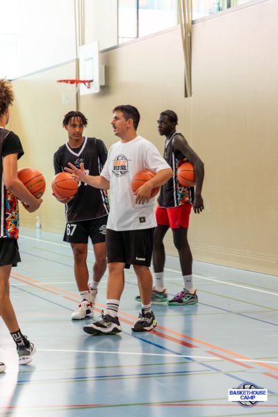 z1a3303-avec-accentuation-bruit