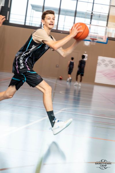 z1a1065-avec-accentuation-bruit