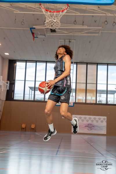 z1a1290-avec-accentuation-bruit