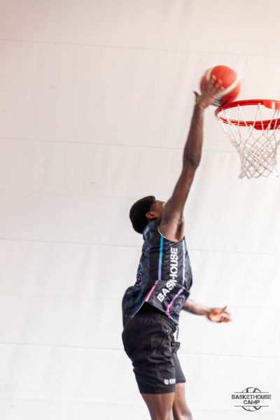 z1a1325-avec-accentuation-bruit