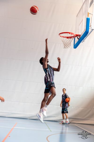 z1a1335-avec-accentuation-bruit