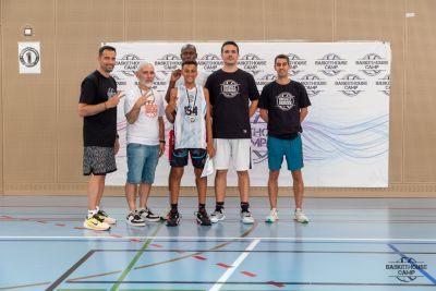 z1a1706-avec-accentuation-bruit